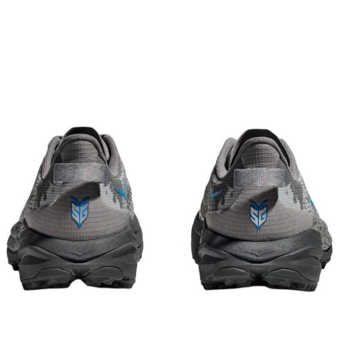 (GS) Speedgoat 6 ‚Galactic Grey Hoka Blue‘
