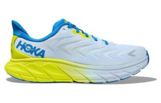 HOKA Arahi 6 ‚Eiswasser‘