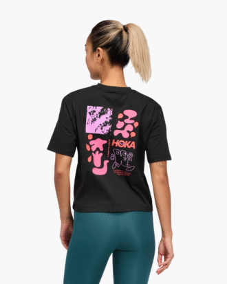 Hoka Collage Kurzarm-T-Shirt Hoka Collage Kurzarm-T-Shirt