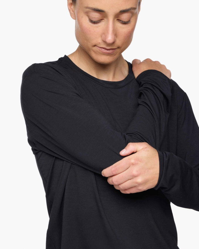 HOKA Essential LS Tee HOKA Essential LS Tee