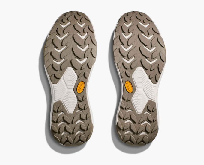 HOKA ONE ONE Stealth/Tech Mafia Three2 HOKA ONE ONE Stealth/Tech Mafia Three2