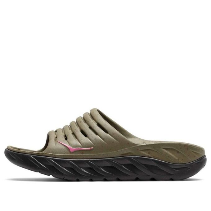 HOKA x Bodega Ora Recovery Slide ‚Martini Olive Jet Black‘