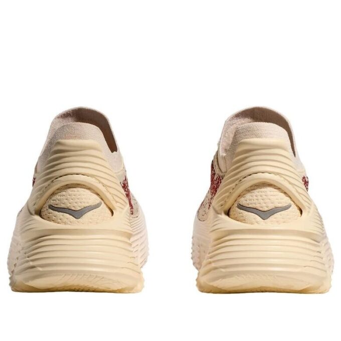 HOKA x Paria Farzaneh Restore Chukka „Cream“