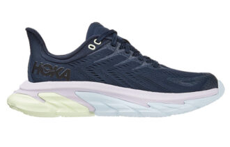 (WMNS) Clifton Edge ‚Outer Space Orchid Hush‘